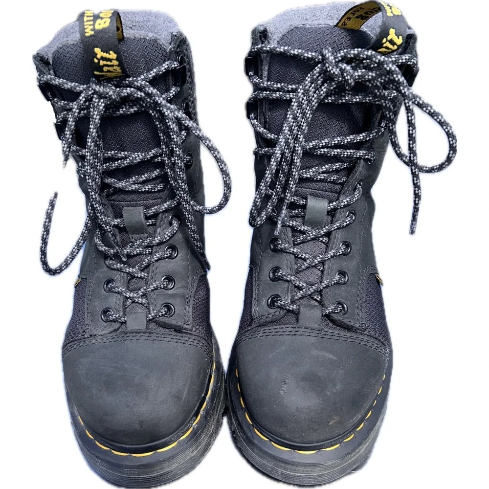 Dr. Martens closure good laces